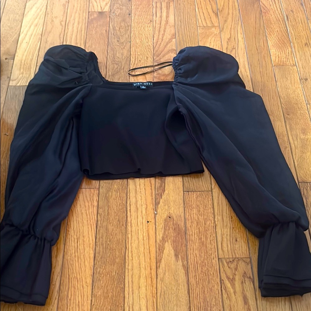 Black Cropped Blouse with Puff Sleeves